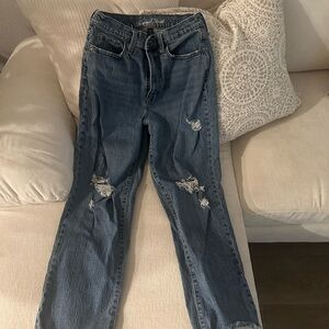 Universal Thread Distressed Blue Boyfriend Jeans